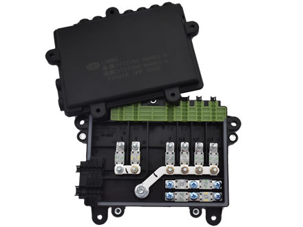 J7电源配电盒总成 3722151-Q4603A(青汽)